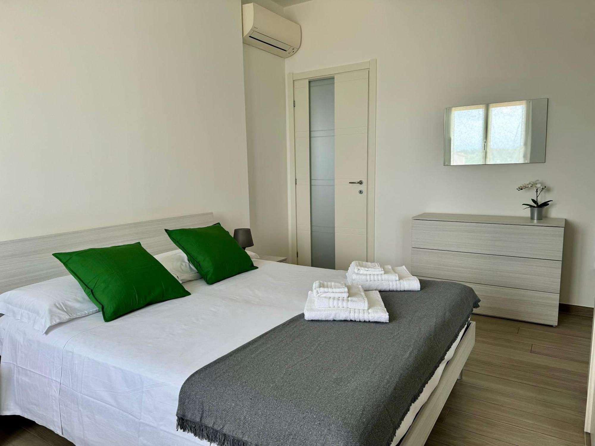 La Casa Di Paolo - Bollate Centro Apartment Luaran gambar